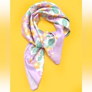 Tropical Flower Print Silky Feel Bandana Scarf